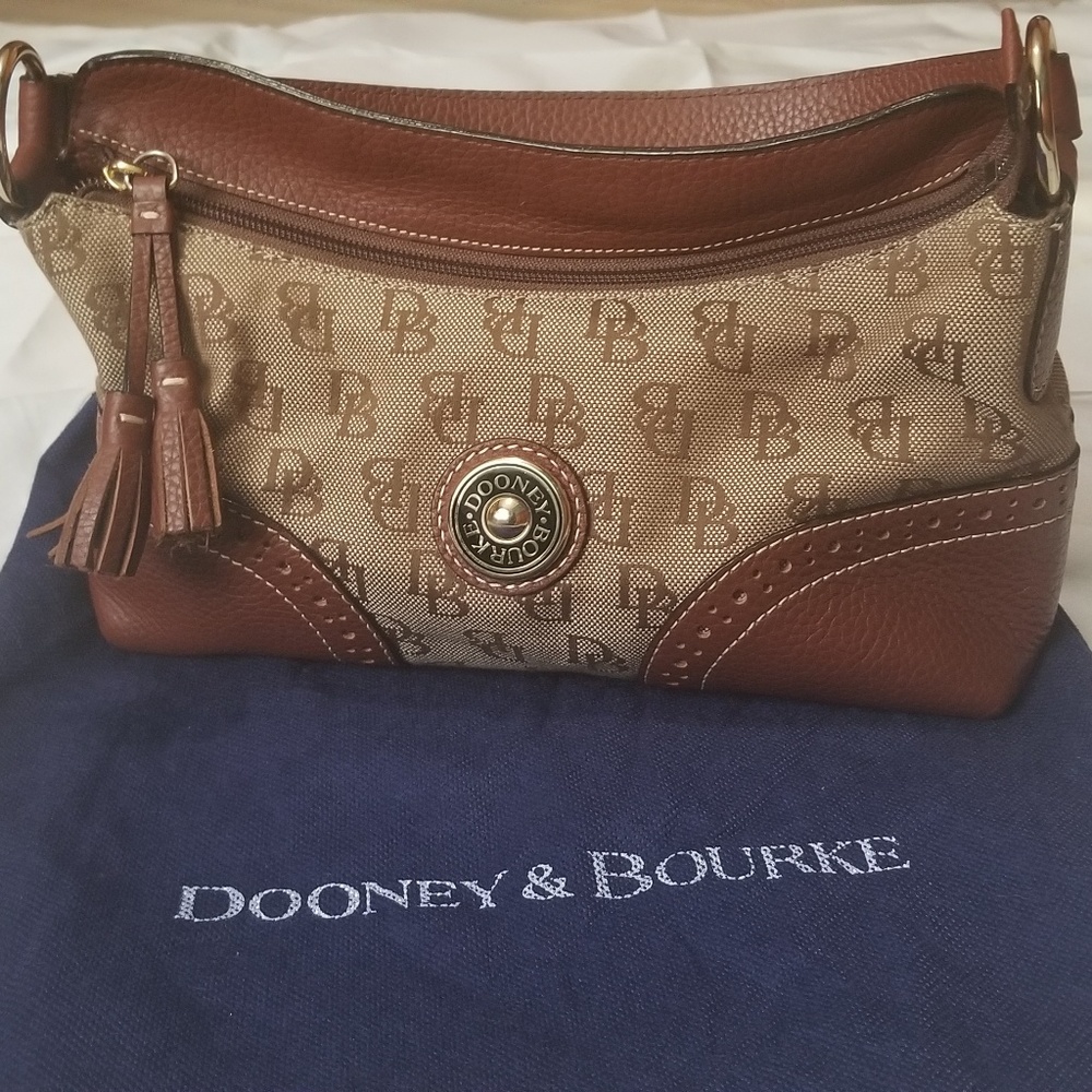 Dooney & Bourke Handbag
